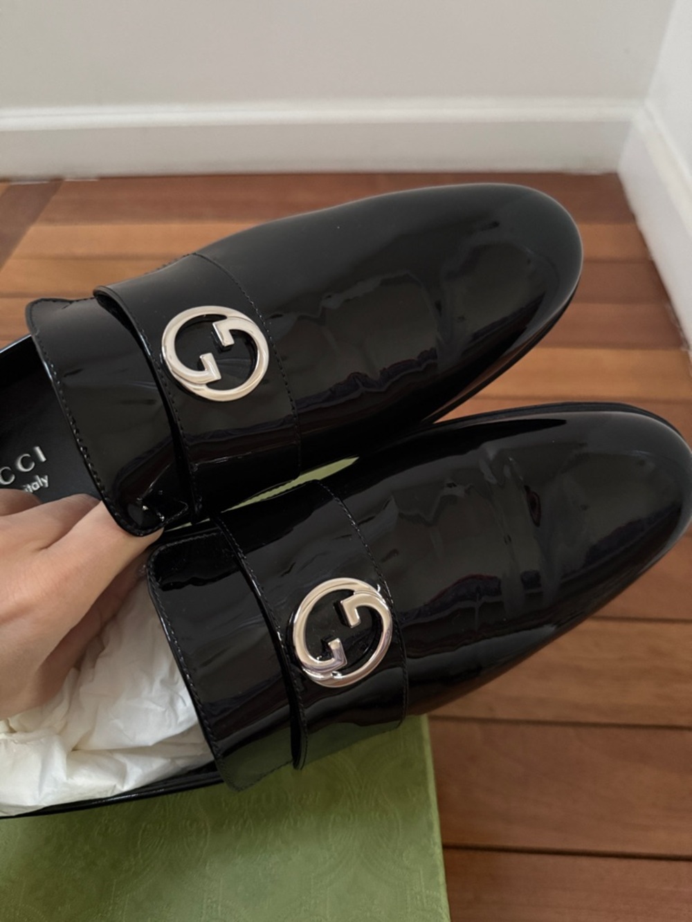 NIB Men’s Gucci Interlocking G Patent Leather Loafers 9.5 - Picture 7 of 10